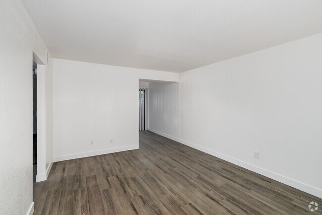 Downstairs 2BR, 1BA - 653SF - Living Room