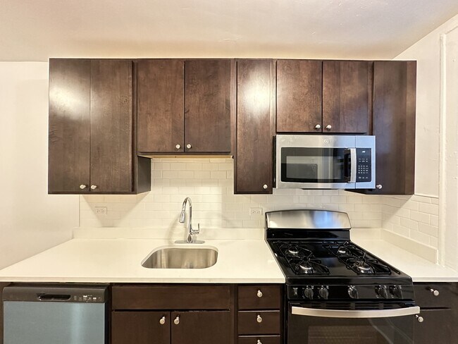 Photo - 2332.5 N Spaulding Ave Unit A2