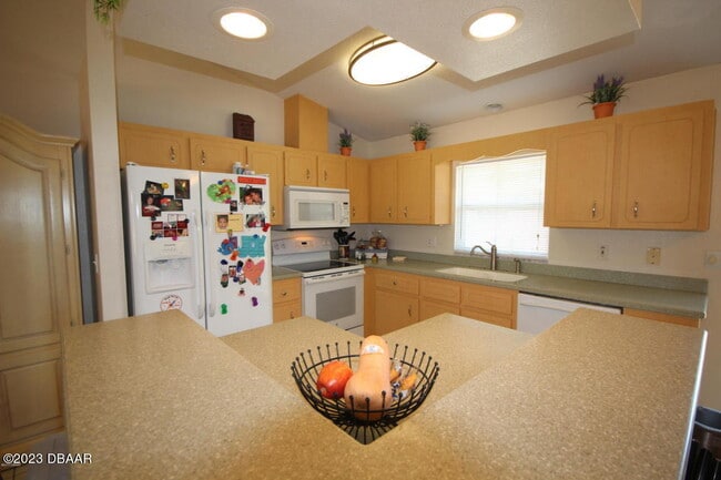 Photo - 2621 India Palm Dr