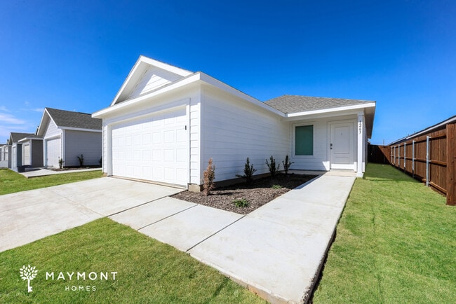 Photo - 1263 Maple St