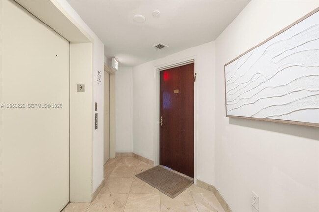 9559 Collins Ave Unit S9-D