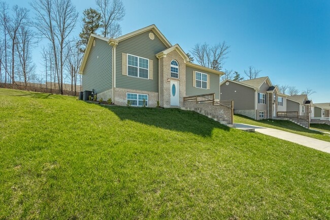 Photo - Beautiful Soddy Daisy Home!