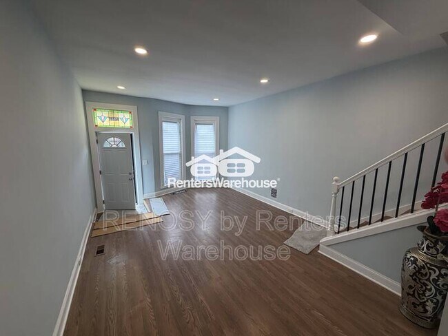 Photo - 2033 N Fulton Ave