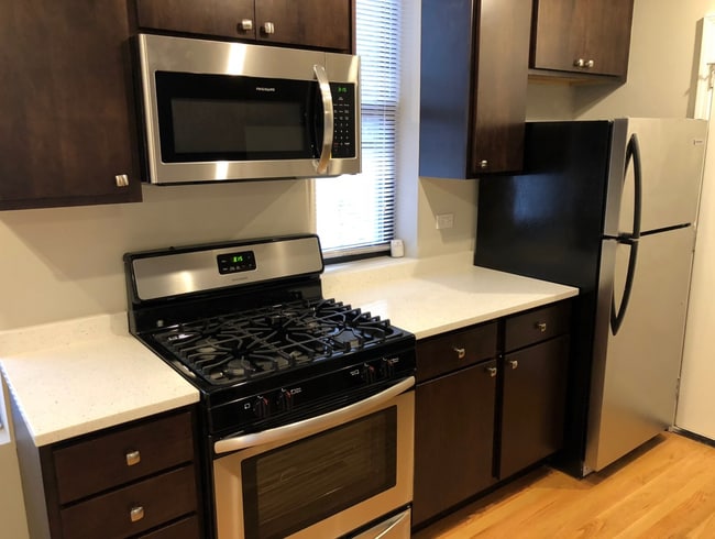 Photo - 3217 W Cullom Ave