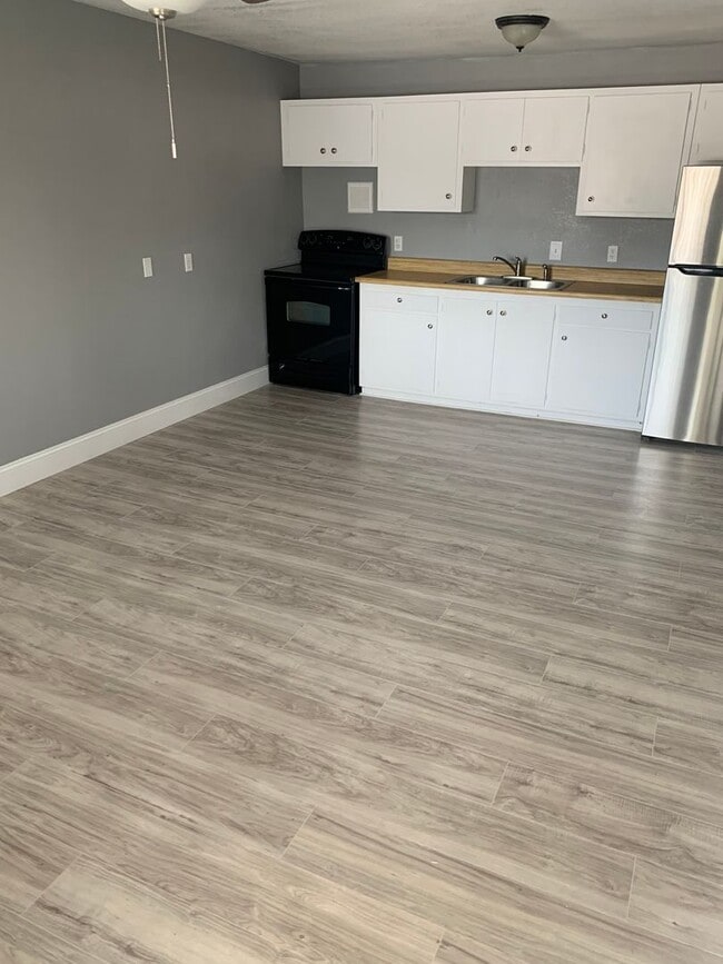 Photo - 1 Bedroom 1 Bath In Central Las Vegas Unit 24