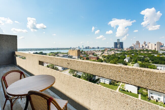1 BR, 1 BA - A4, 550 SF - City Club Apartments Lafayette Park