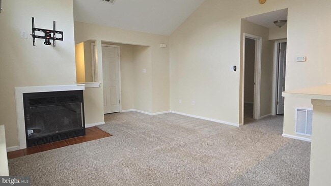 Photo - 208 Foxmeadow Dr Unit CONDO 208