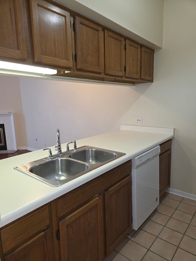 Photo - 1115 Regency Ct