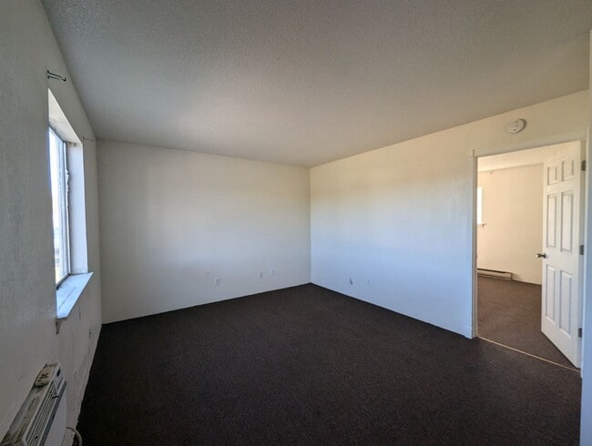 Photo - 1 Bed/1 Bath Apartment in Melbourne Water, Trash, Sewer Included Unit 8