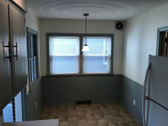 Photo - 1331 Washington Blvd Unit 1331 DOWN
