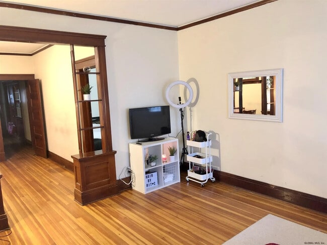 Photo - 10 Kent St Unit FL1