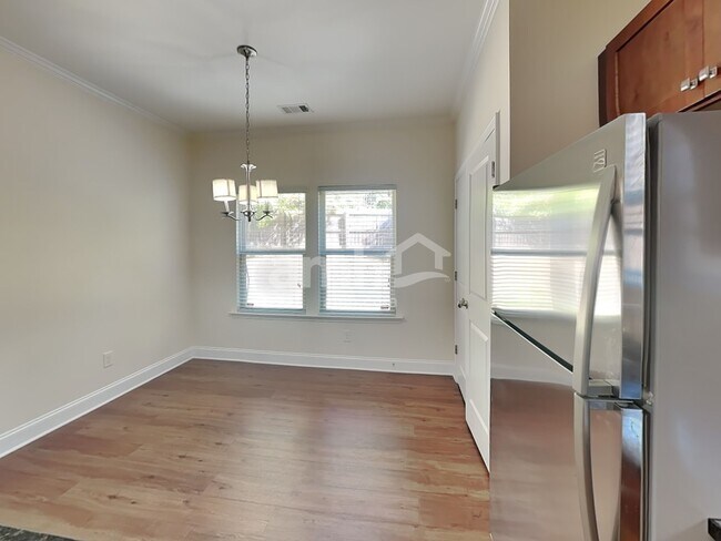 Photo - 2393 Folsom St