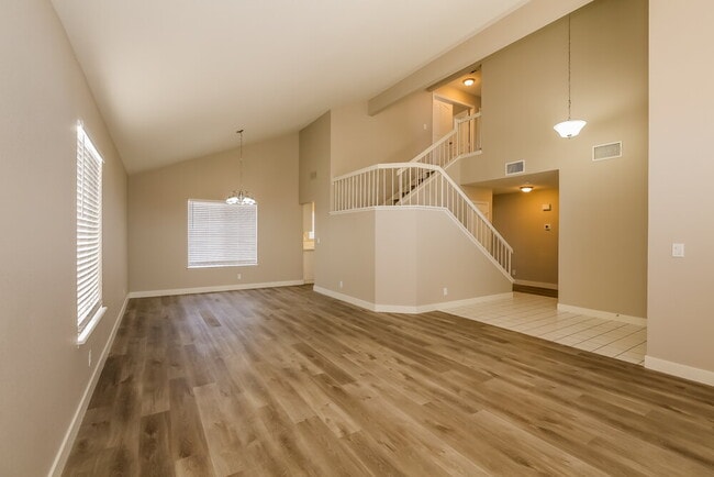 Photo - 5616 Red Bluff Dr