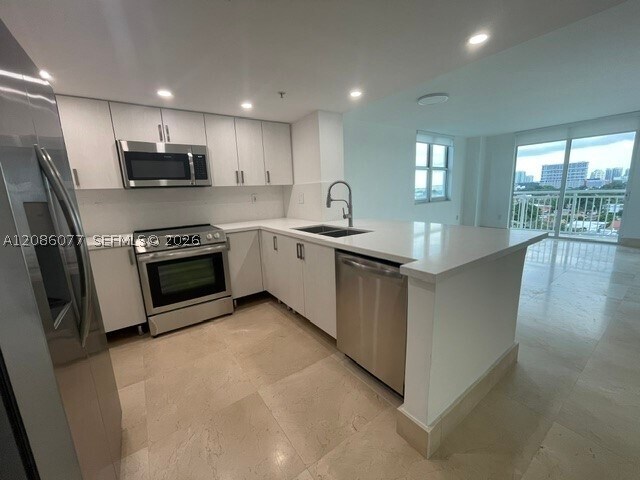 Photo - 3000 Coral Wy Unit 916