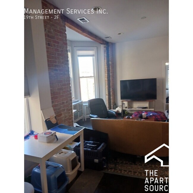 Photo - 1539 W 19th St Unit 1F