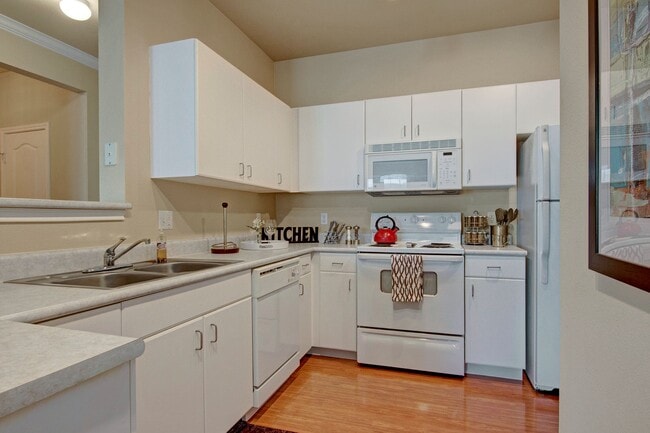 Stoneleigh Kitchen with Appliances - Stoneleigh at the Reserve Apartments