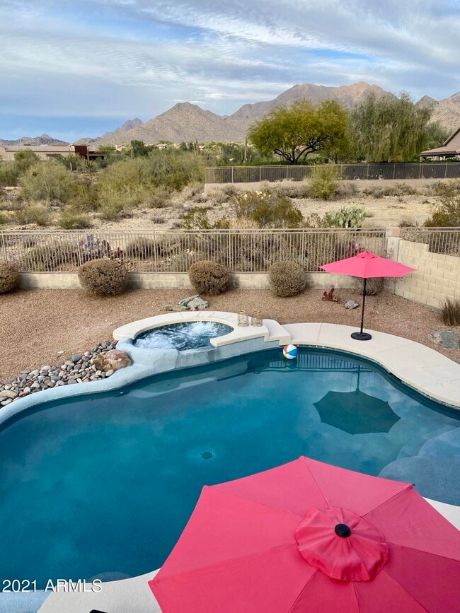 10458 E Karen Dr