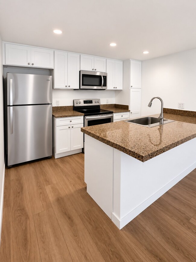 108 N Helberta Ave Unit 9