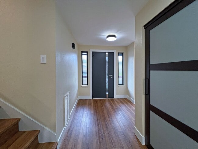 Photo - Gorgeous 3 Bedroom 2 Bath Home in Desirable Fairwood, Renton