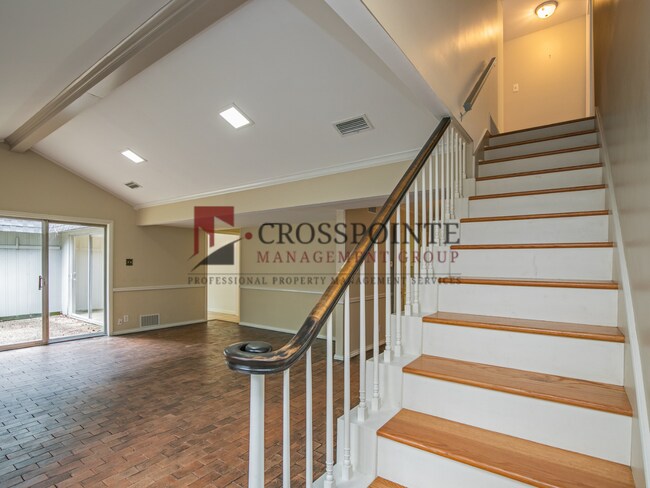 Photo - Colony Park Dr 3712/3714 Unit 3712