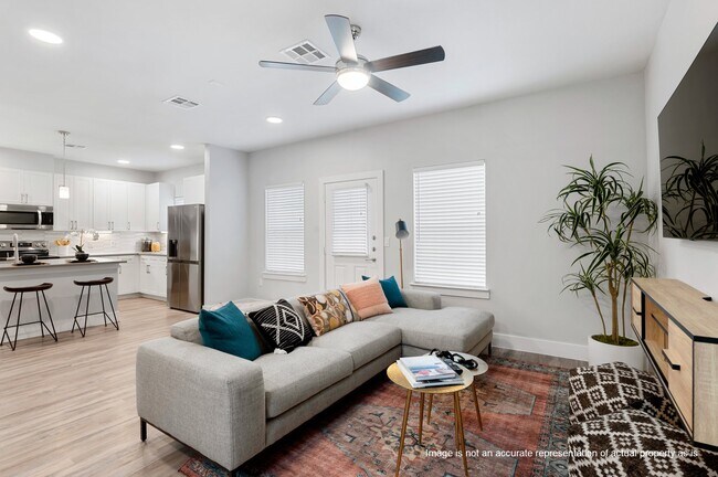 Photo - 28328 Birnham Woods Dr