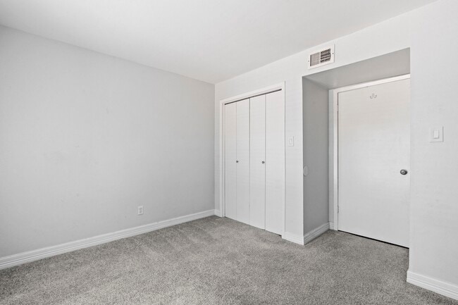 Photo - 3300 Pebblebrook Dr Unit 104
