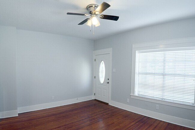 Photo - 418 Euclid St