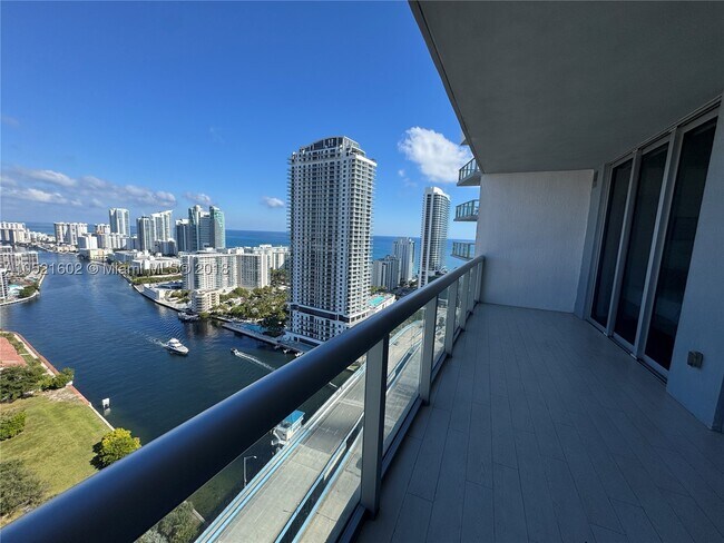 2600 Hallandale Ave Unit 3104