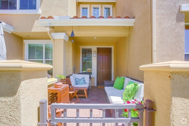 Building Photo - Gorgeous Upgraded San Elijo Hills Townhome...