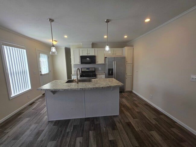 Photo - 3628 Birch St