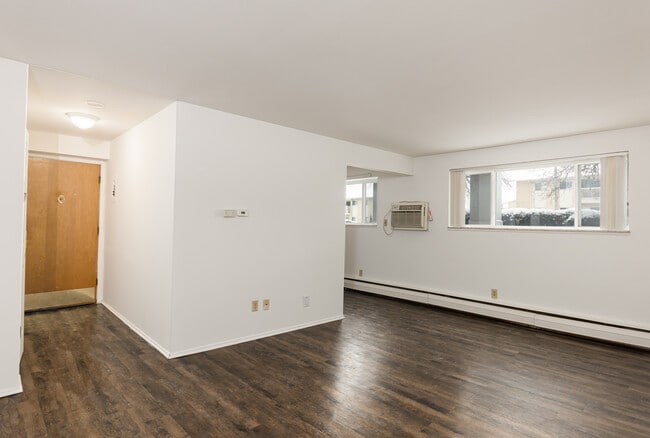 Amber Square Apartments and Townhomes