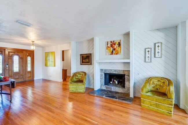 Photo - 1286 John Anderson Dr