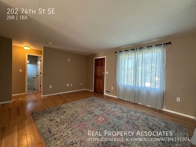Photo - 202 74th St SE