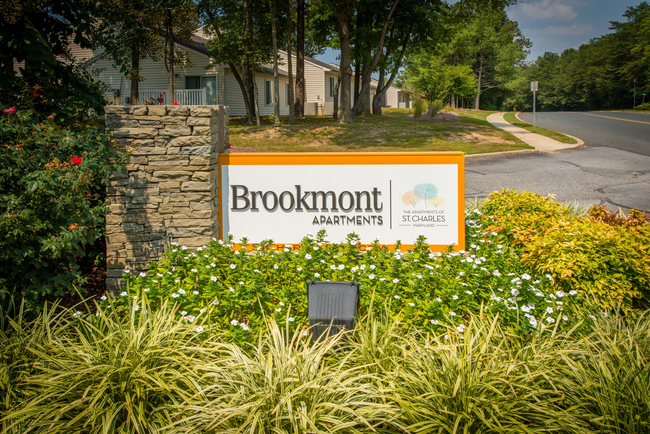 Photo - Brookmont Apartments