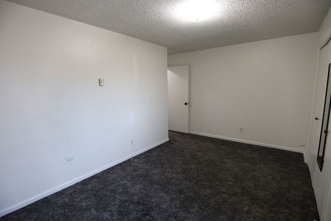 Photo - 2 bed 1 Bath townhouse