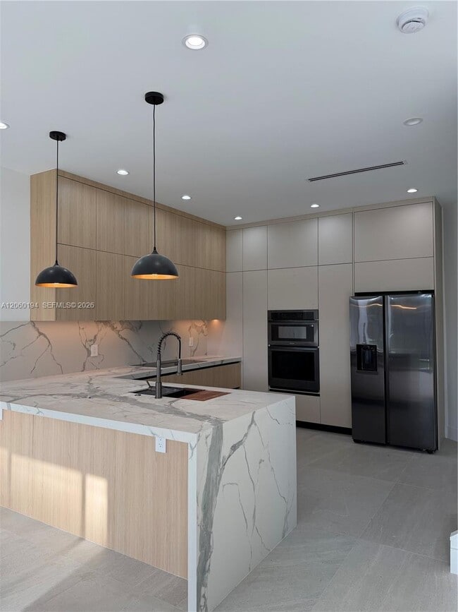 Photo - 4664 SW 32nd Ave