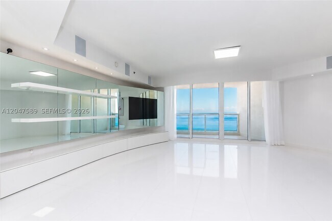 Photo - 17201 Collins Ave Unit 1807