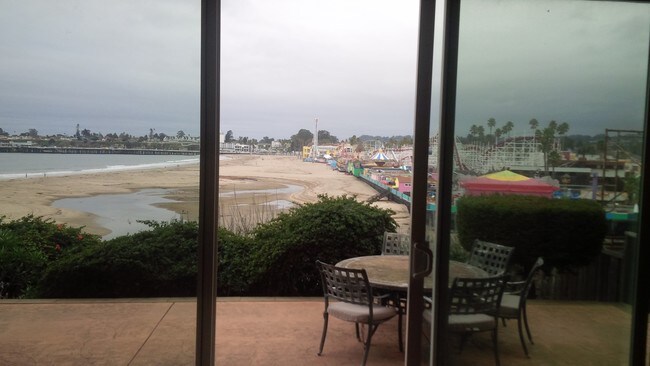 LIVING ROOM VIEW - 1148 E Cliff Dr Unit A