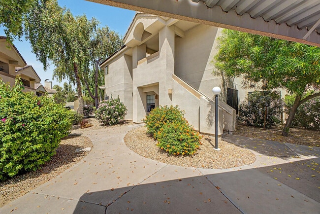 Photo - 6885 E Cochise Rd Unit Apt 229