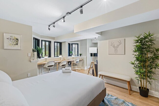 Photo - 1725 Av. Cedar Unit ID1310910P