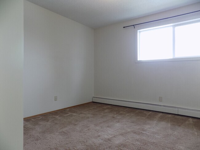 Photo - 10327-10107 107 Ave Unit 304 - O