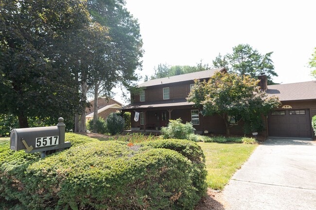 Photo - Immaculate 4 bedroom 3 bathroom home in Northwest Greensboro with 1 car garage/large fenced-in ya...