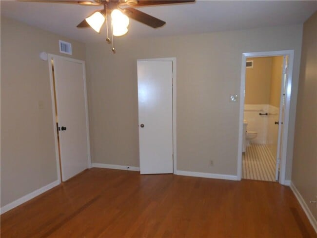 2516 Enfield Rd Unit 102