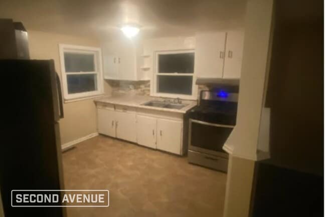 Photo - 915 Pearl St