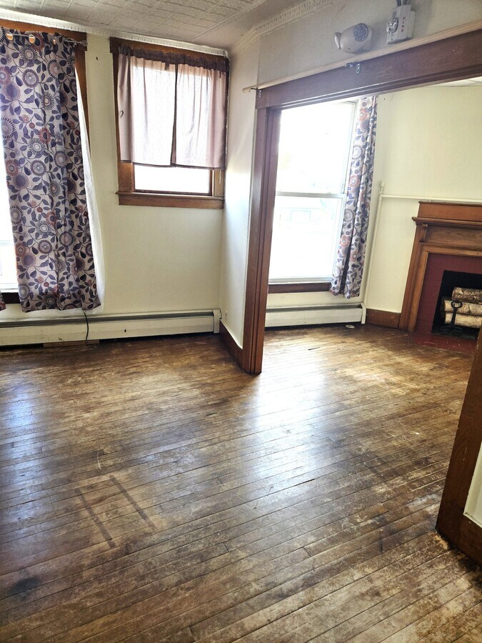 Photo - 163 Main St Unit 4