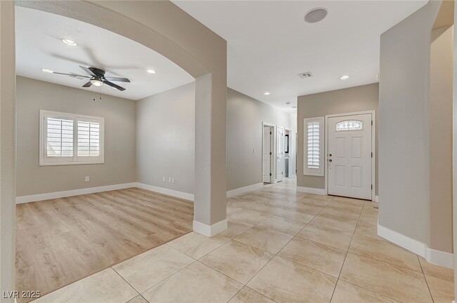 Photo - 4437 Verdiccio Ave