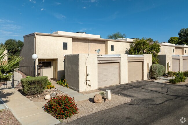Photo - Riverview Condominiums