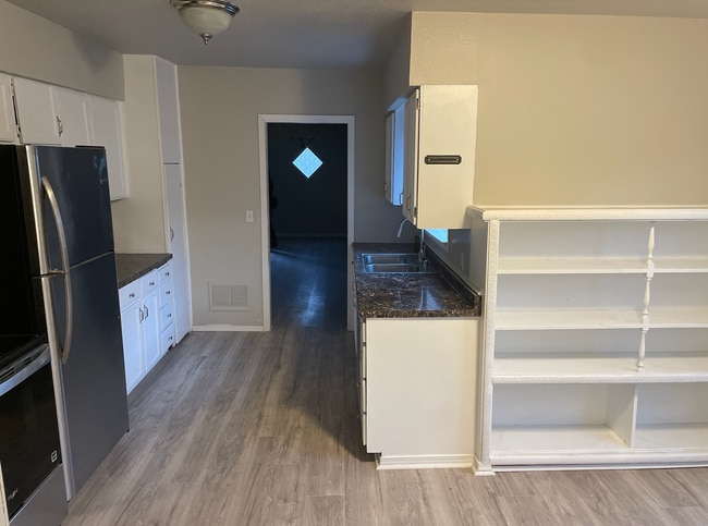 Photo - 2116 S Longmont Ave