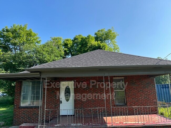 Building Photo - 2807 34th St N Rental