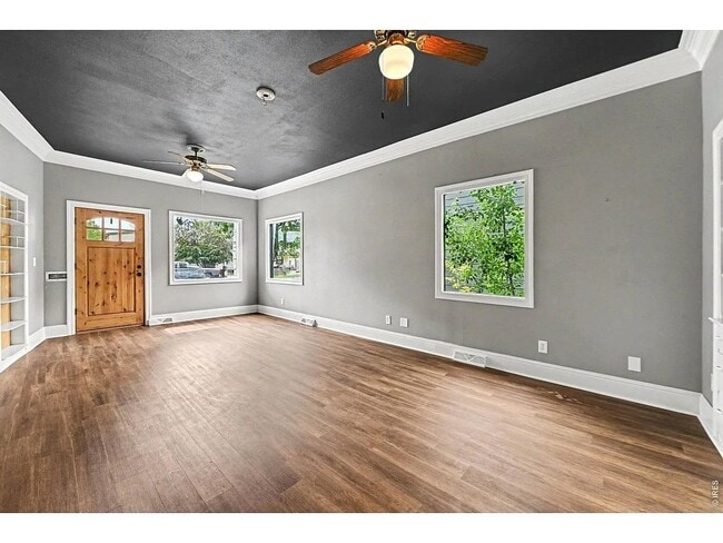Photo - 817 N Garfield Ave